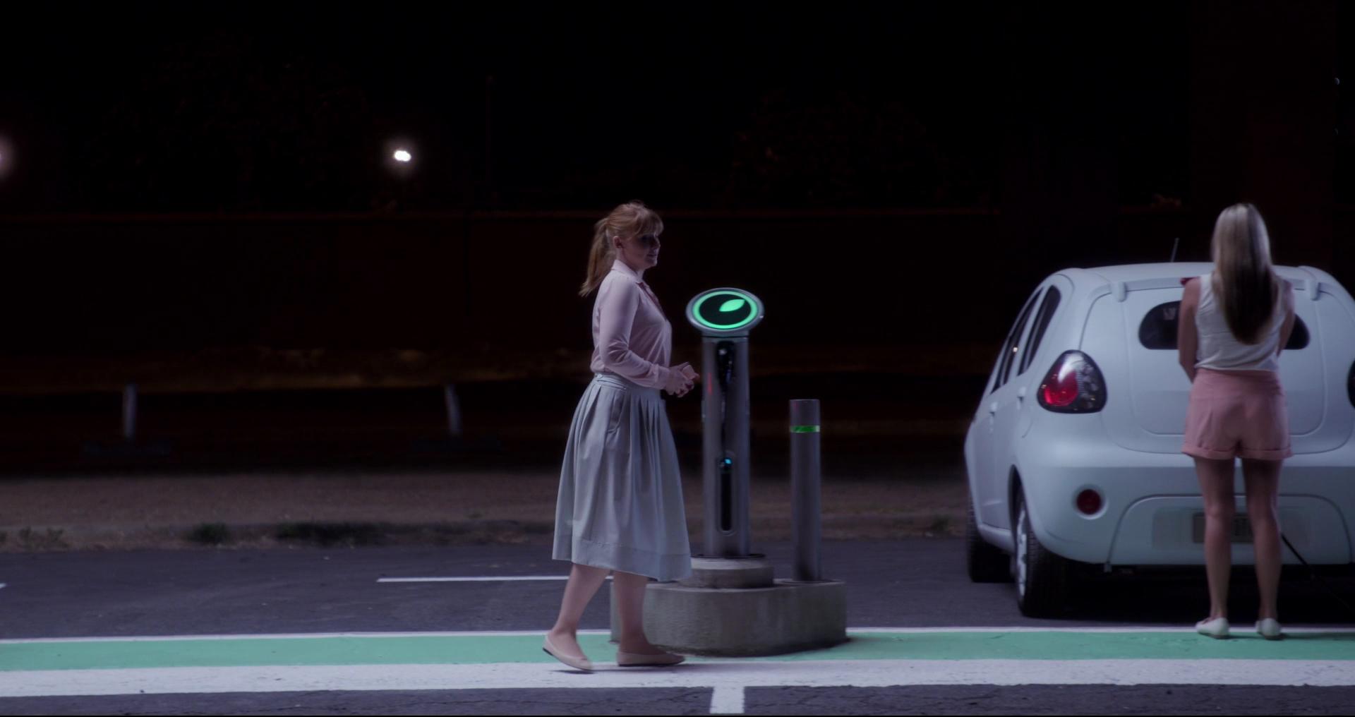 BlackMirror_28249029.jpg