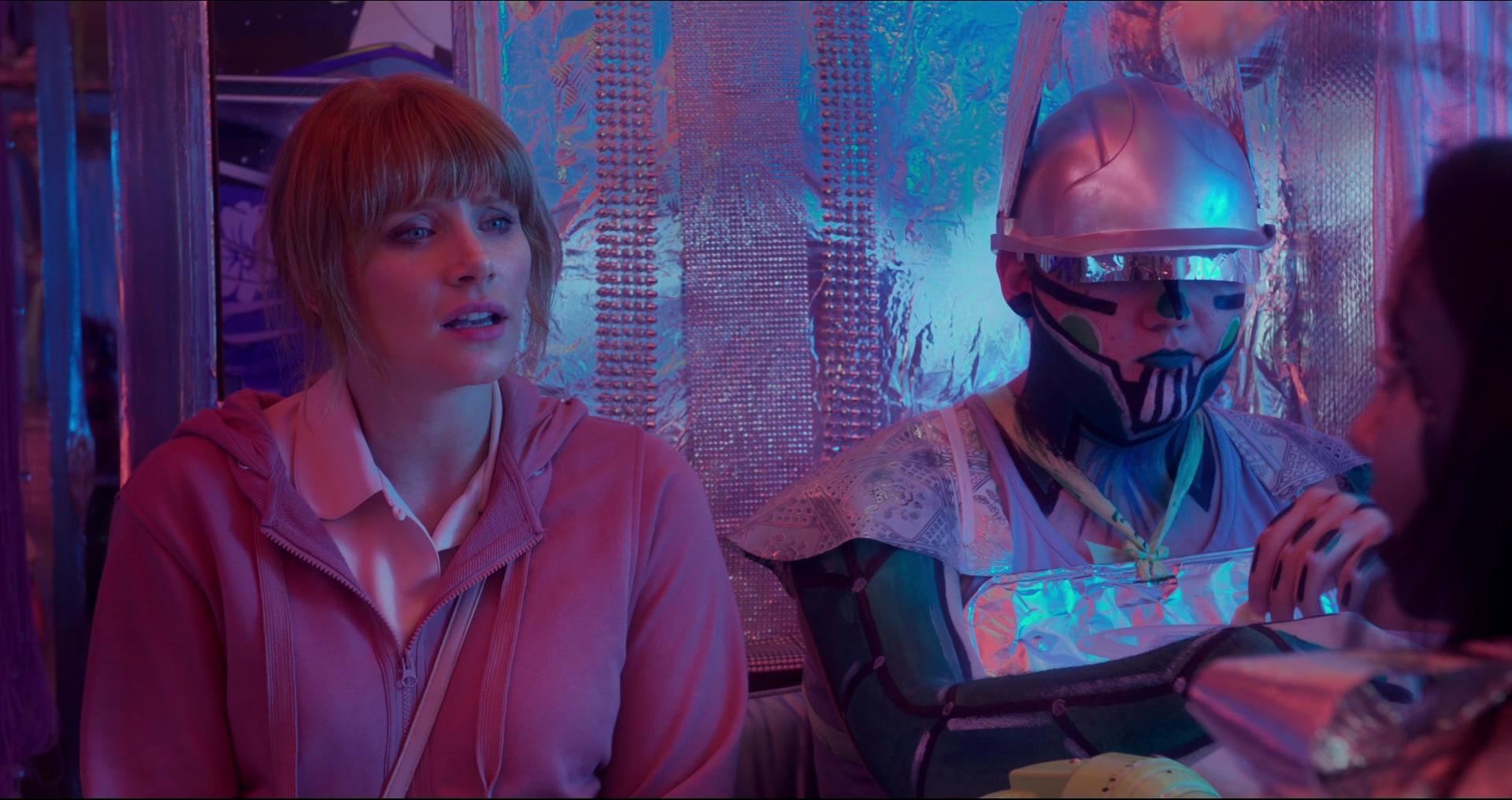 BlackMirror_28308129.jpg