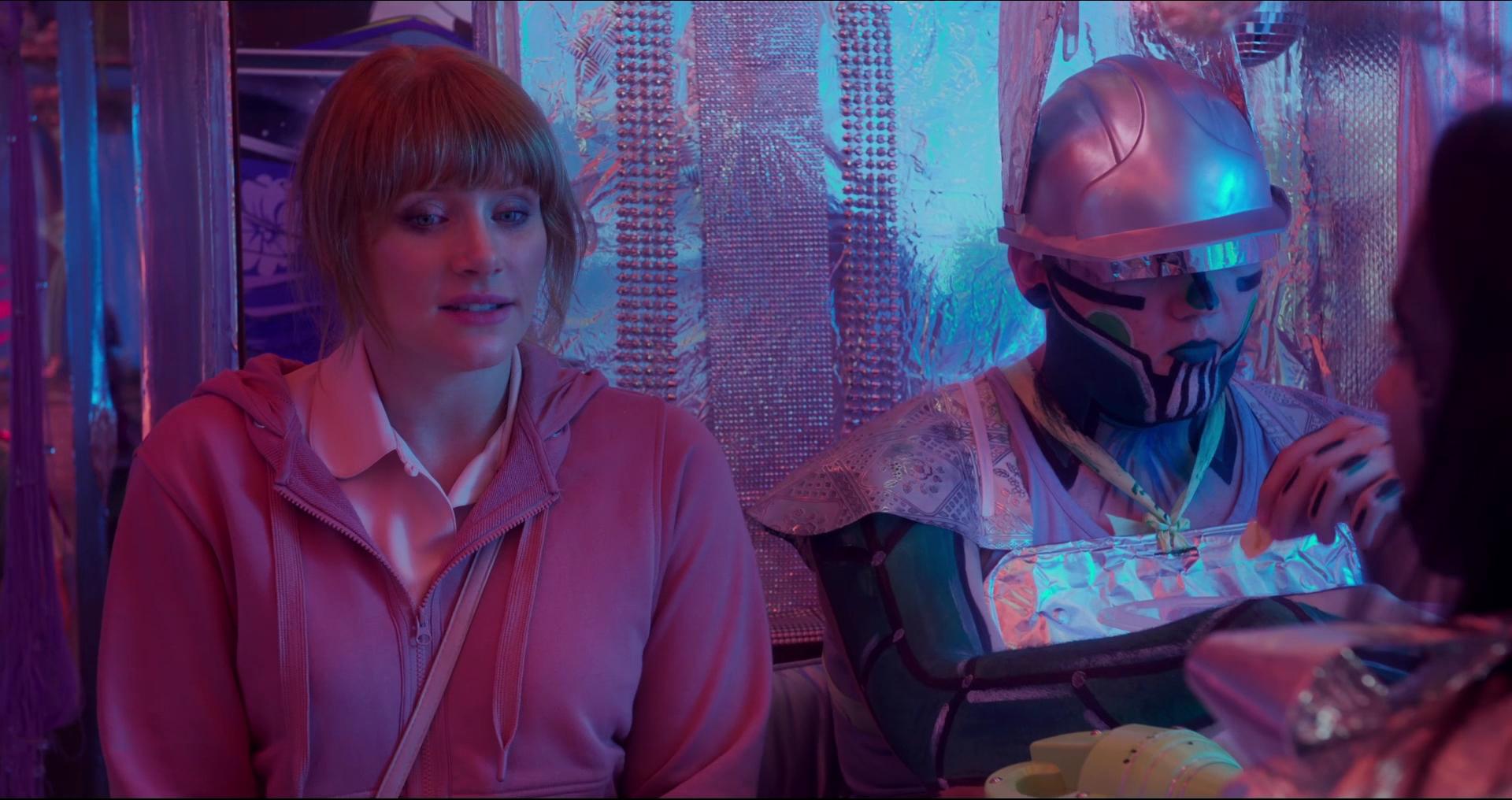BlackMirror_28309229.jpg BlackMirror_28309229.jpg