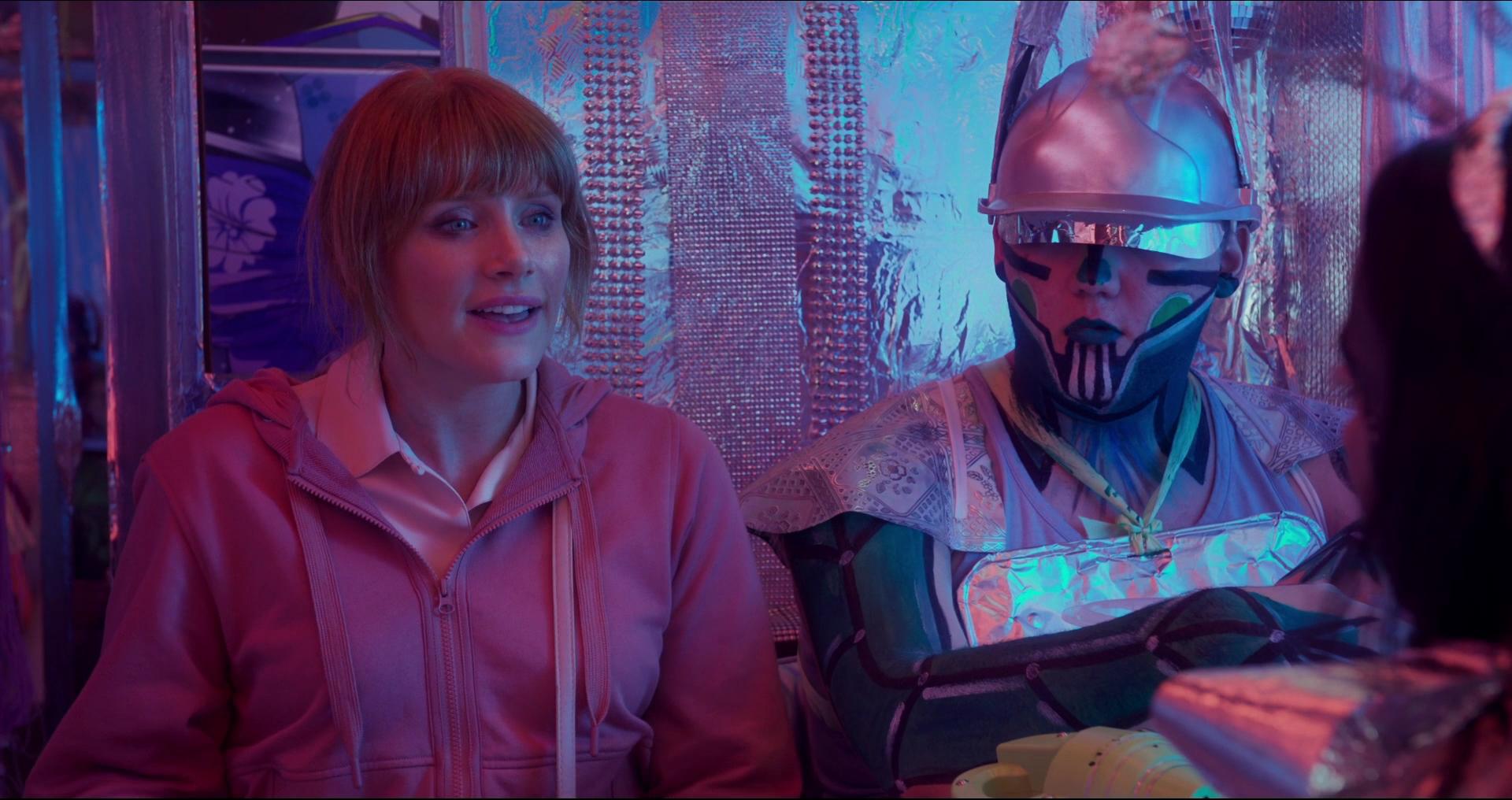 BlackMirror_28309929.jpg