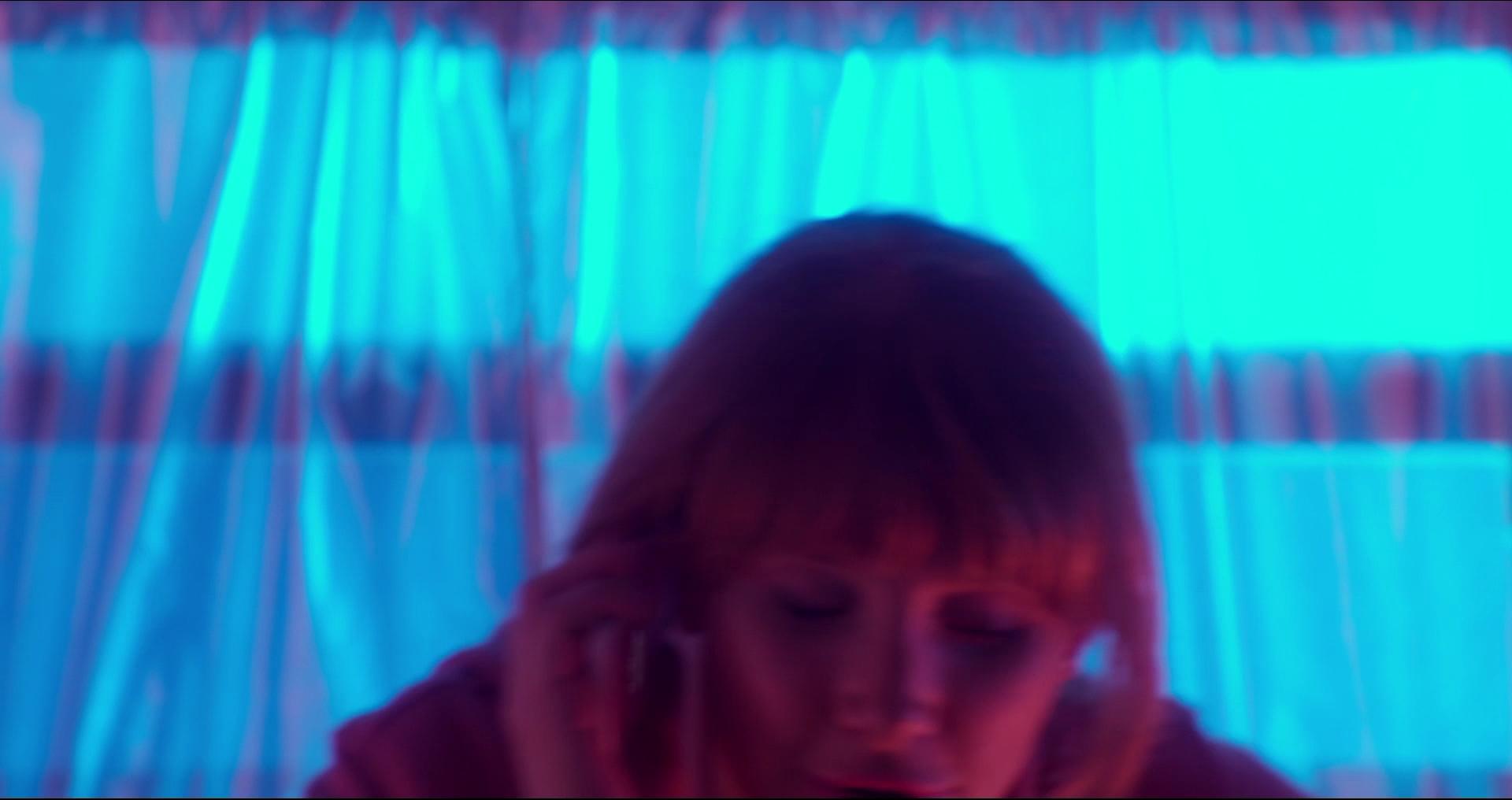 BlackMirror_28313529.jpg