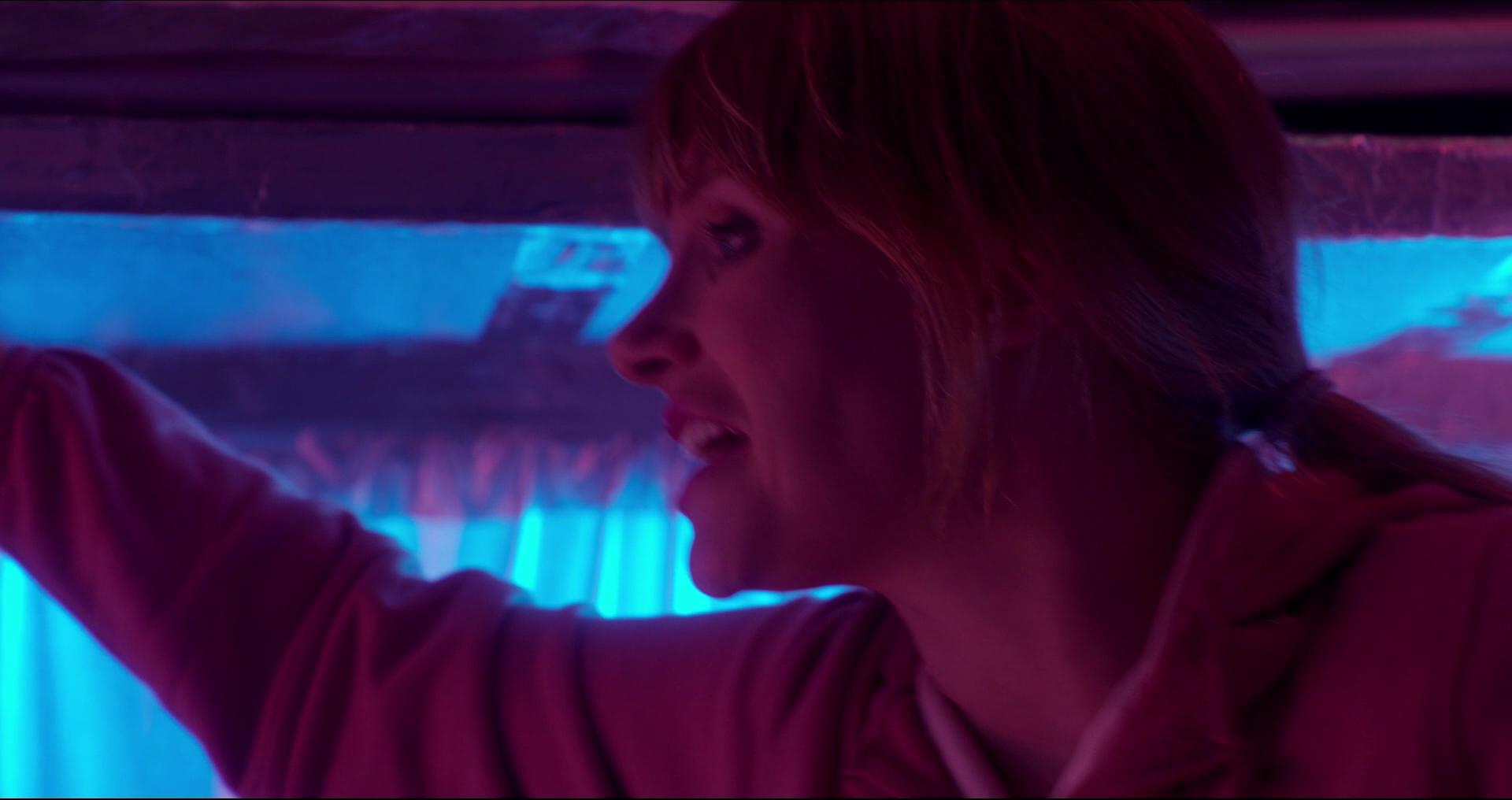 BlackMirror_28321929.jpg BlackMirror_28321929.jpg