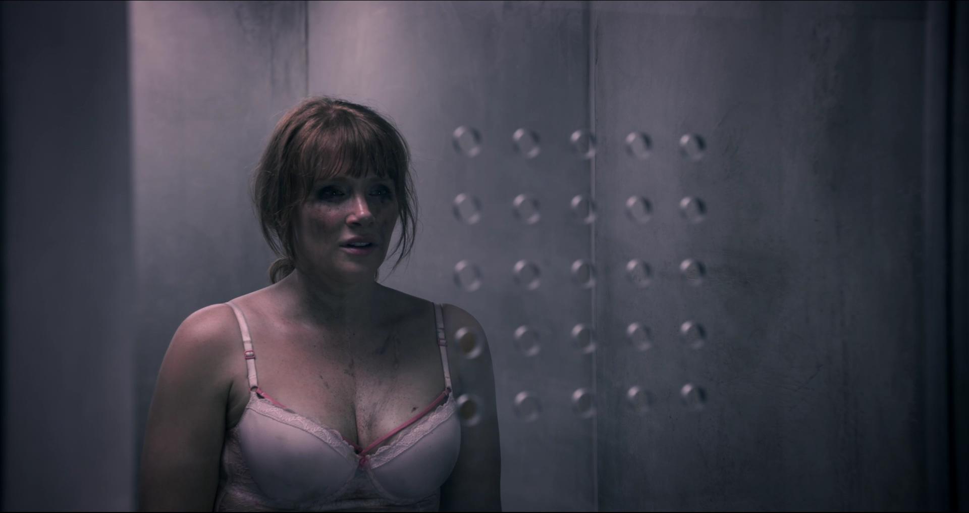 BlackMirror_28405729.jpg BlackMirror_28405729.jpg