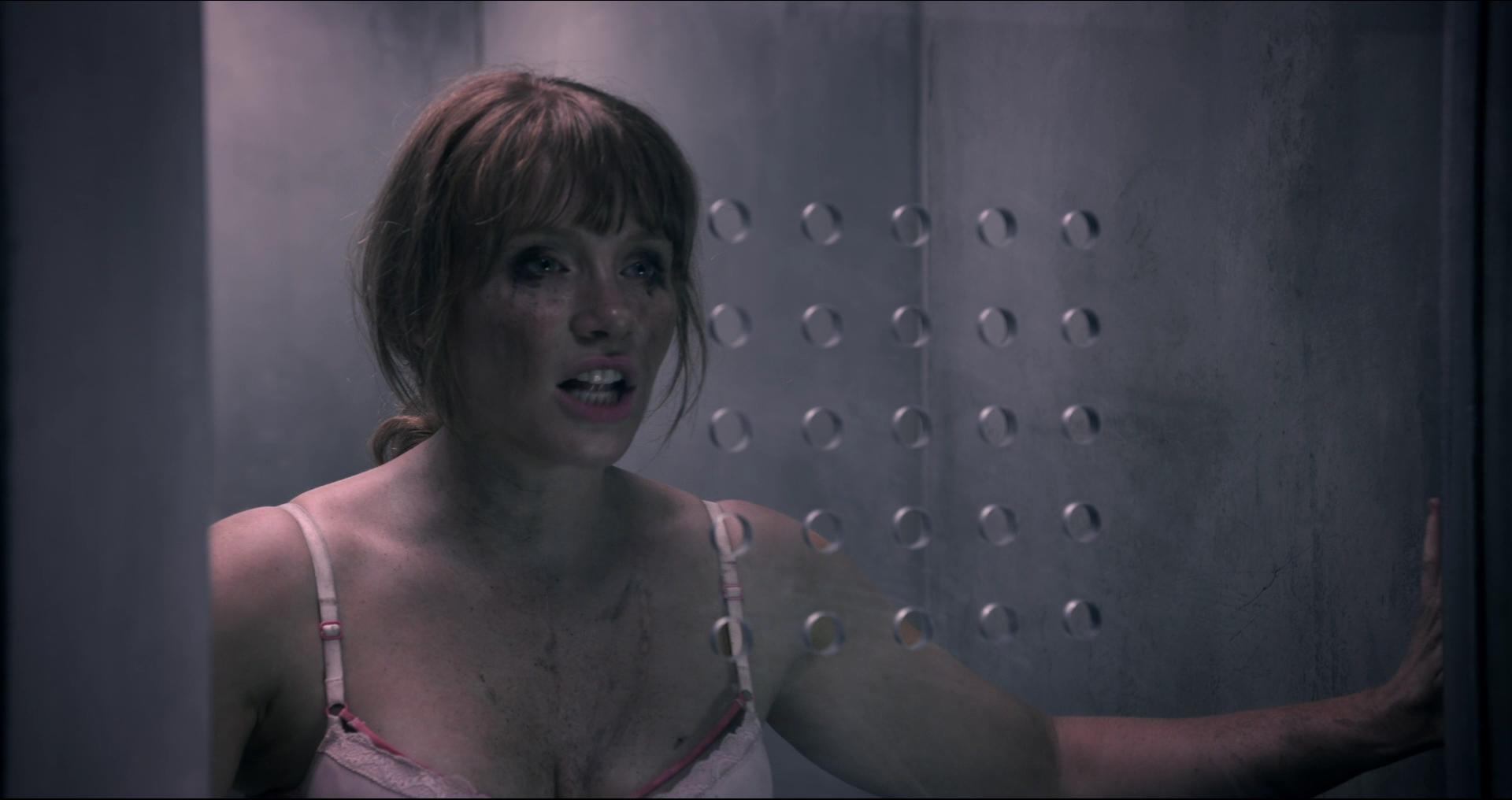 BlackMirror_28406929.jpg