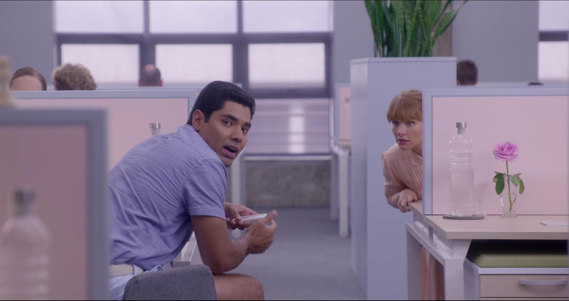BlackMirror_2845829.jpg